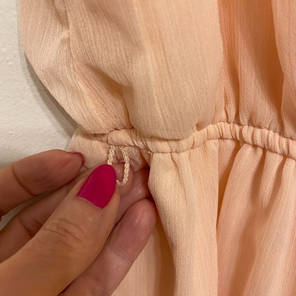 PEACH Size Small Lined Dress Flowy Ruffled Neckline Sheer No Boundaries NO BELT - Picture 5 of 5